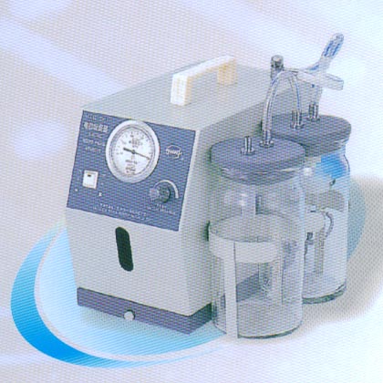 電動吸痰器